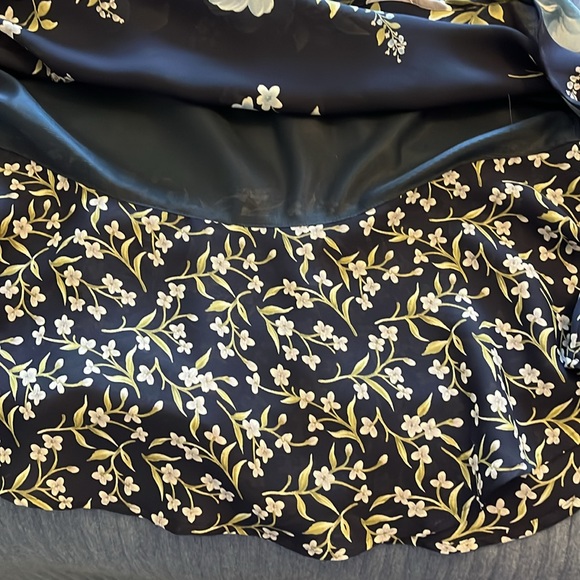 Jessica Howard Floral Navy Dress. Size 6P. EUC - Picture 6 of 6